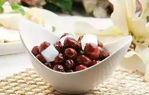 女人例假吃籽瓜,经期女性食用籽瓜的神奇功效